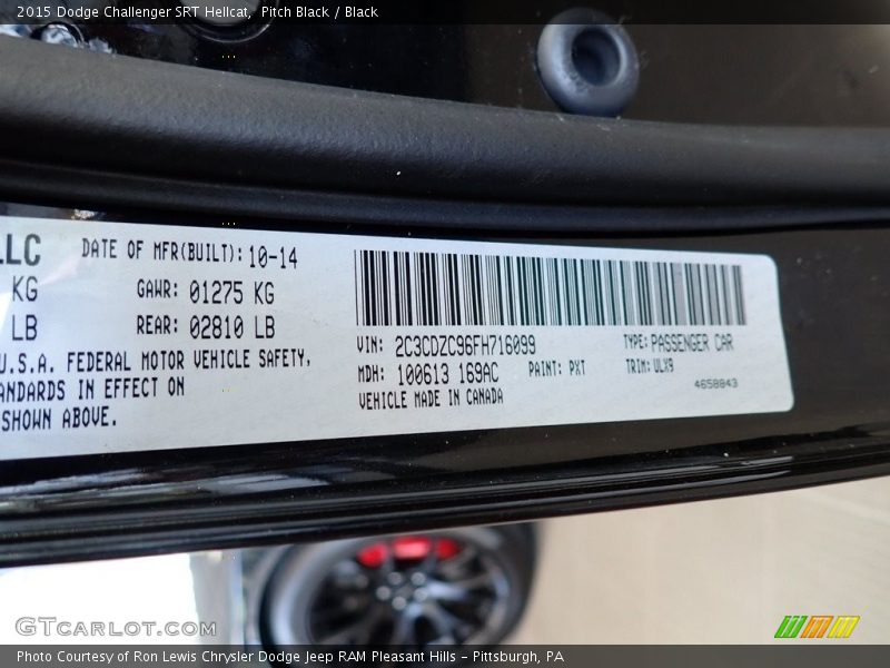 Pitch Black / Black 2015 Dodge Challenger SRT Hellcat