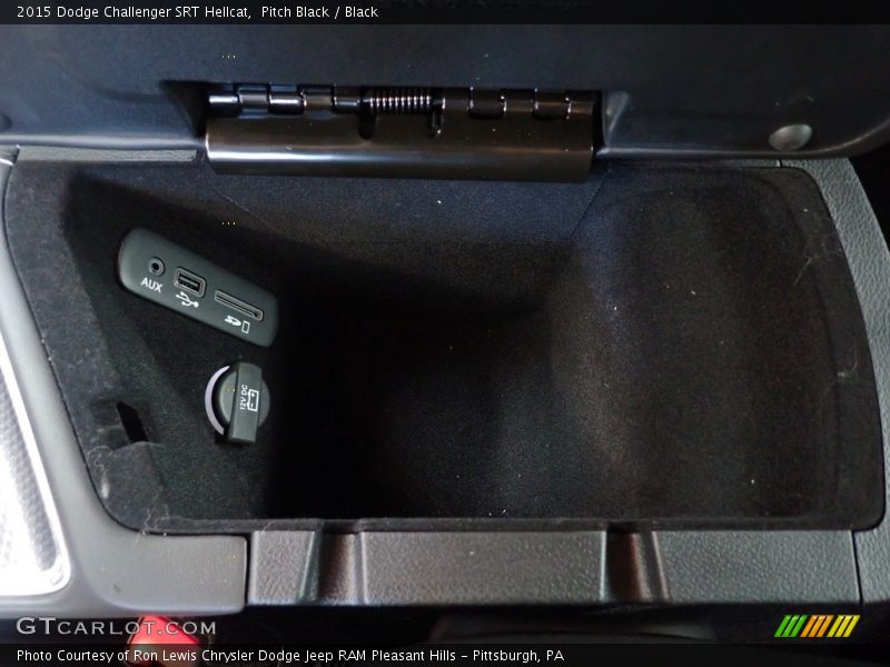 Pitch Black / Black 2015 Dodge Challenger SRT Hellcat
