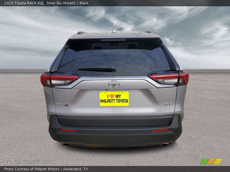 Silver Sky Metallic / Black 2020 Toyota RAV4 XLE