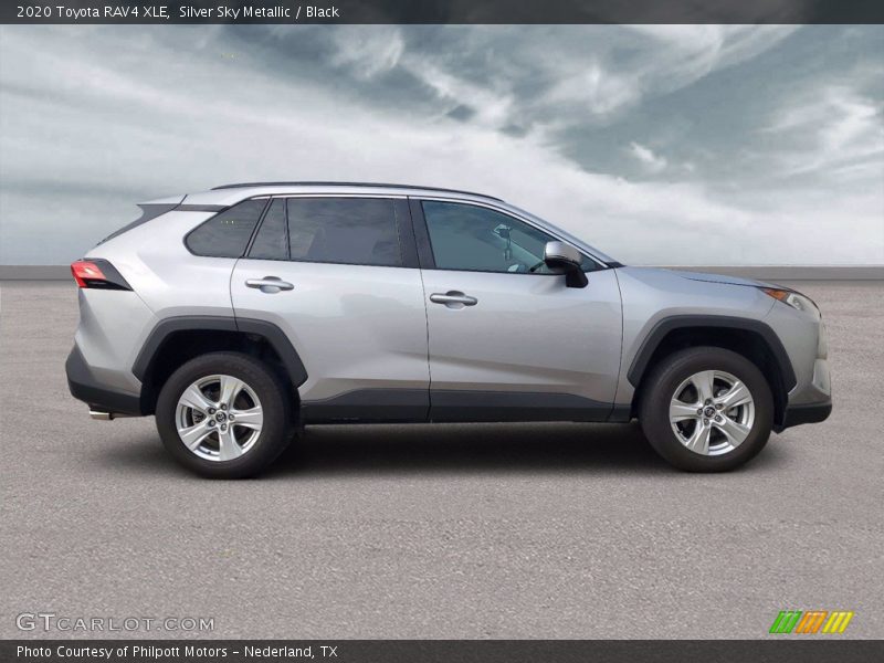 Silver Sky Metallic / Black 2020 Toyota RAV4 XLE