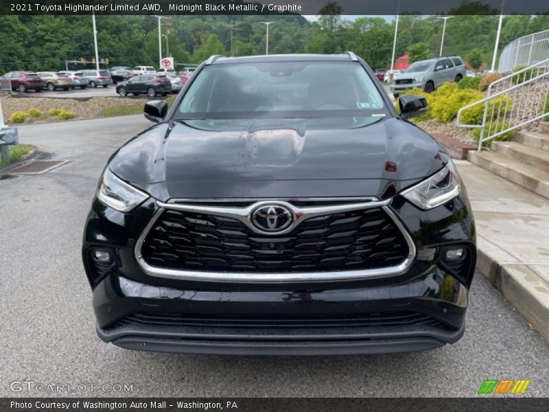 Midnight Black Metallic / Graphite 2021 Toyota Highlander Limited AWD