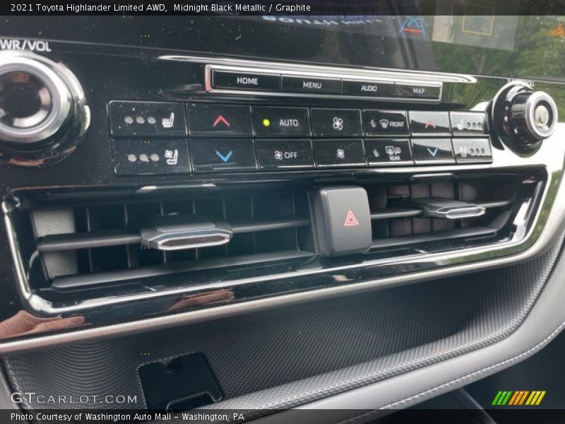 Midnight Black Metallic / Graphite 2021 Toyota Highlander Limited AWD