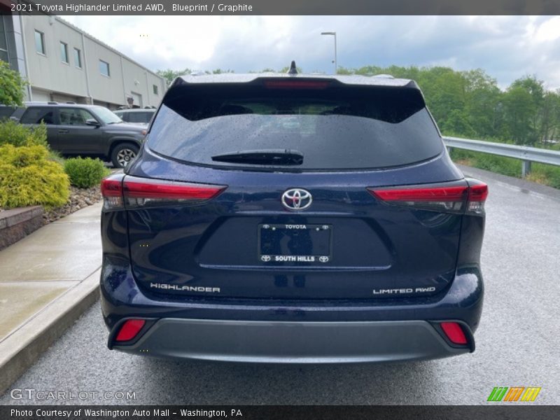Blueprint / Graphite 2021 Toyota Highlander Limited AWD
