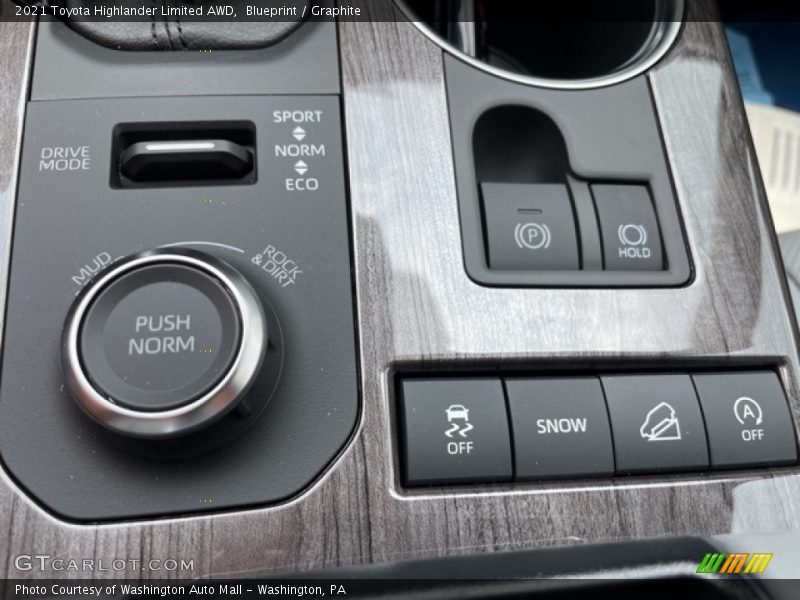 Blueprint / Graphite 2021 Toyota Highlander Limited AWD