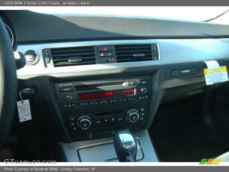 Jet Black / Black 2009 BMW 3 Series 328xi Coupe