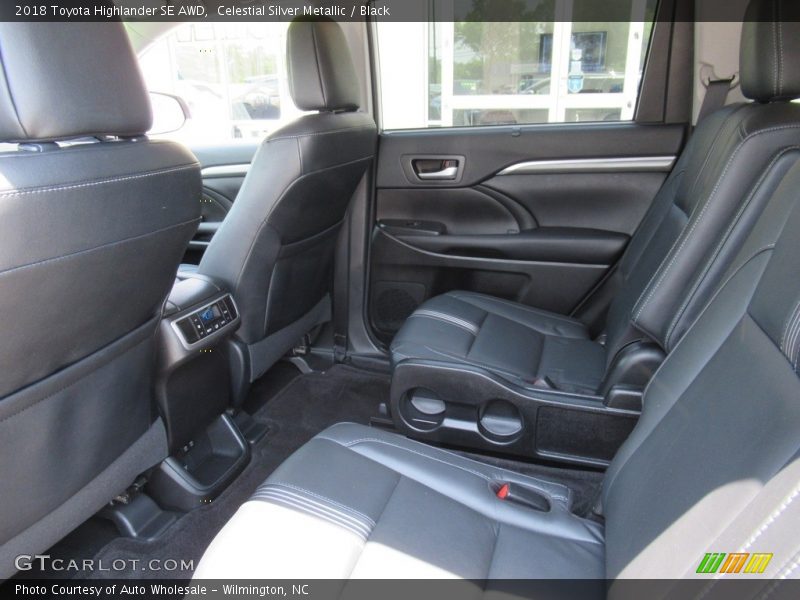 Celestial Silver Metallic / Black 2018 Toyota Highlander SE AWD