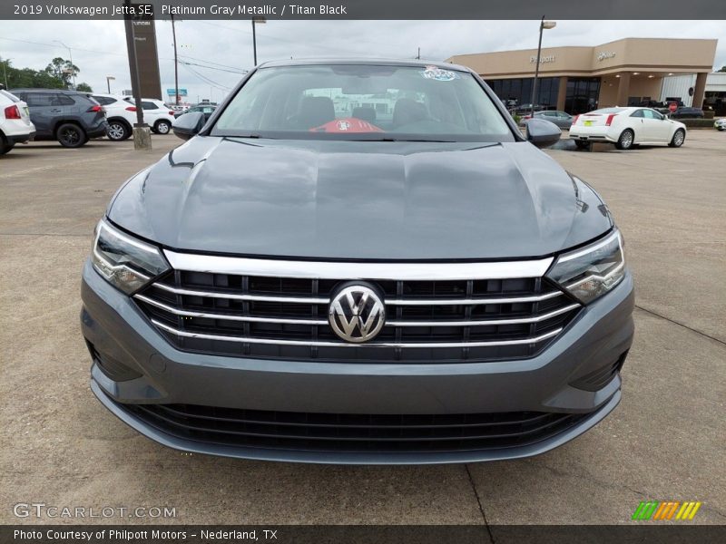 Platinum Gray Metallic / Titan Black 2019 Volkswagen Jetta SE