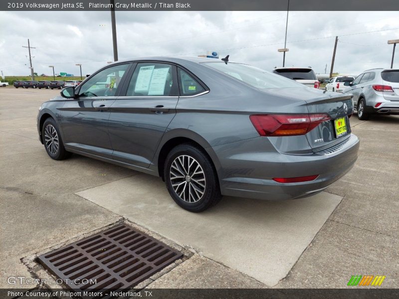 Platinum Gray Metallic / Titan Black 2019 Volkswagen Jetta SE