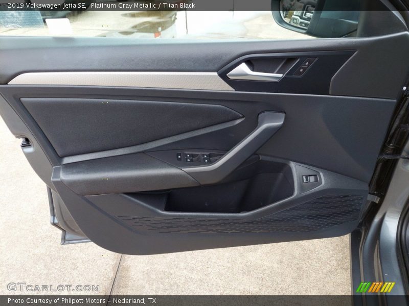 Platinum Gray Metallic / Titan Black 2019 Volkswagen Jetta SE