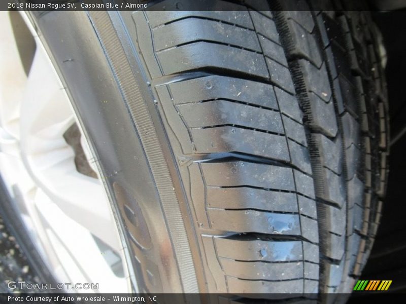 Caspian Blue / Almond 2018 Nissan Rogue SV