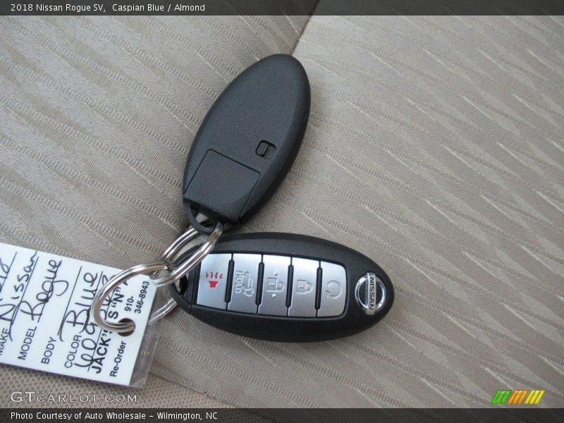 Caspian Blue / Almond 2018 Nissan Rogue SV