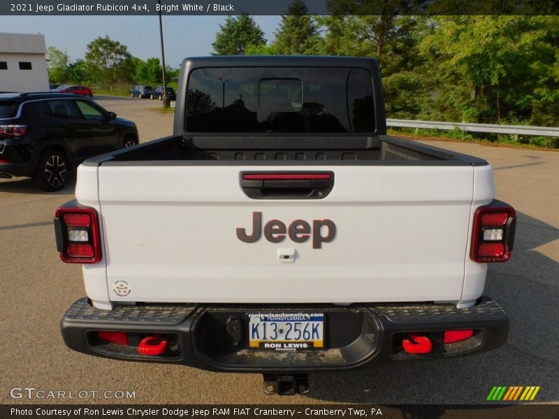 Bright White / Black 2021 Jeep Gladiator Rubicon 4x4