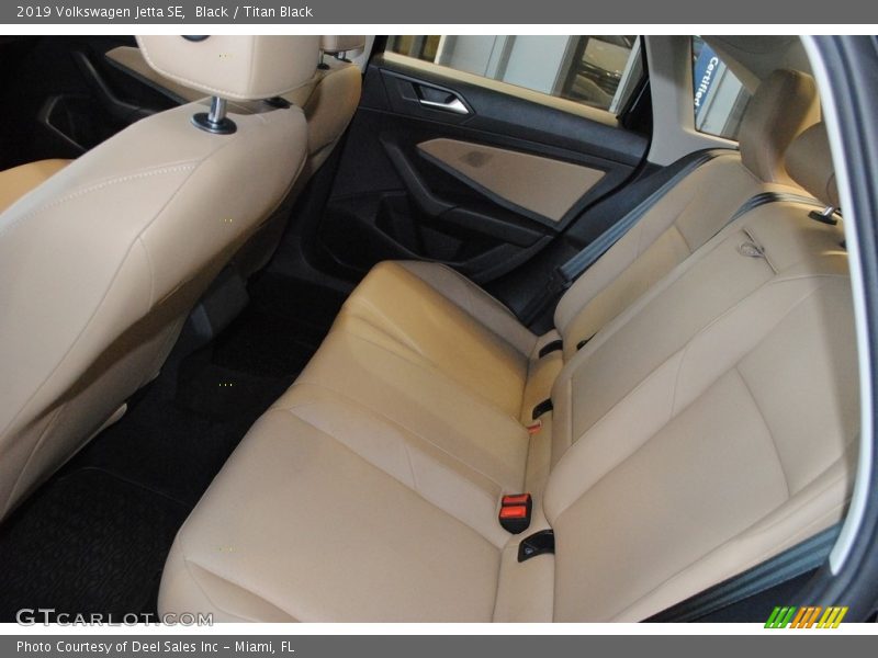 Black / Titan Black 2019 Volkswagen Jetta SE