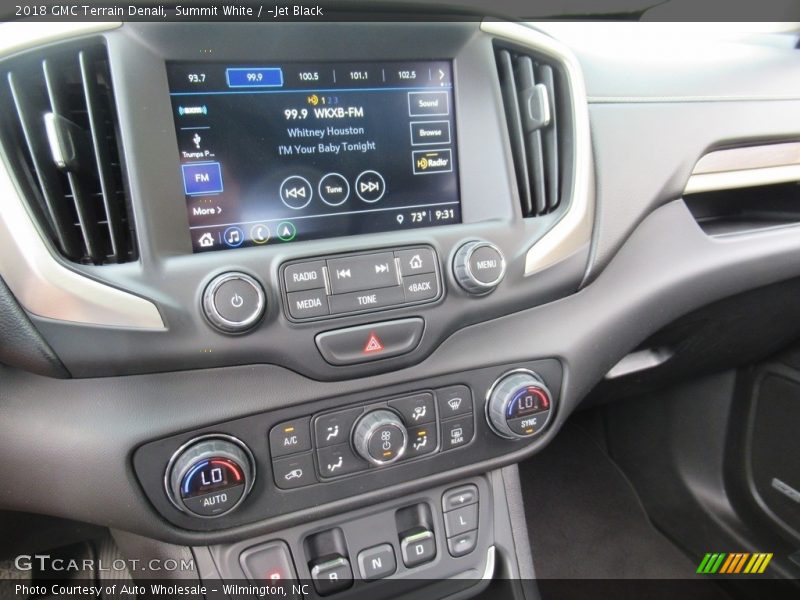 Summit White / ­Jet Black 2018 GMC Terrain Denali