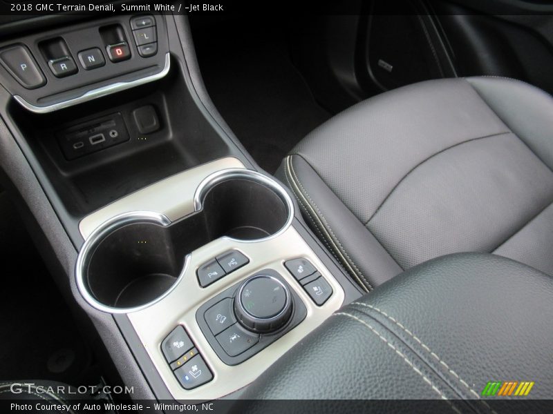 Summit White / ­Jet Black 2018 GMC Terrain Denali