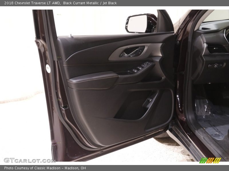 Black Currant Metallic / Jet Black 2018 Chevrolet Traverse LT AWD