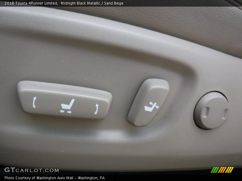 Midnight Black Metallic / Sand Beige 2018 Toyota 4Runner Limited