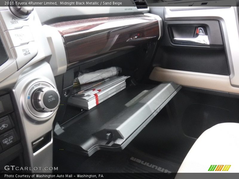 Midnight Black Metallic / Sand Beige 2018 Toyota 4Runner Limited