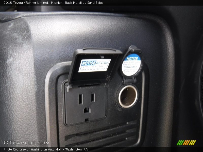 Midnight Black Metallic / Sand Beige 2018 Toyota 4Runner Limited