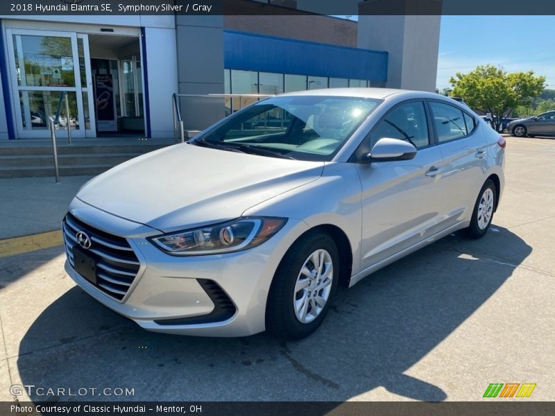 Symphony Silver / Gray 2018 Hyundai Elantra SE