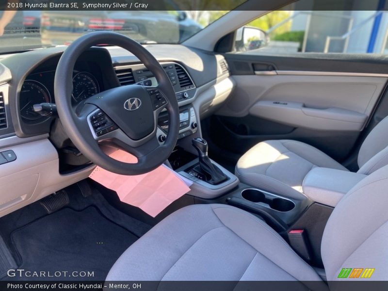 Symphony Silver / Gray 2018 Hyundai Elantra SE