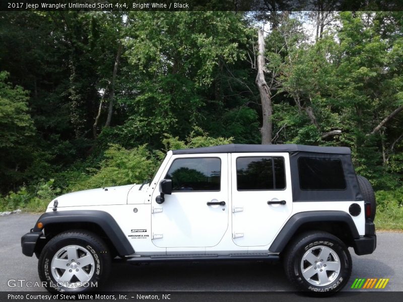Bright White / Black 2017 Jeep Wrangler Unlimited Sport 4x4