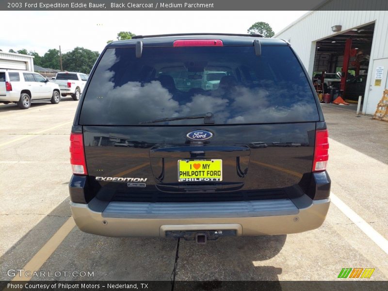 Black Clearcoat / Medium Parchment 2003 Ford Expedition Eddie Bauer