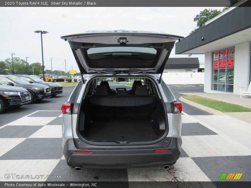 Silver Sky Metallic / Black 2020 Toyota RAV4 XLE