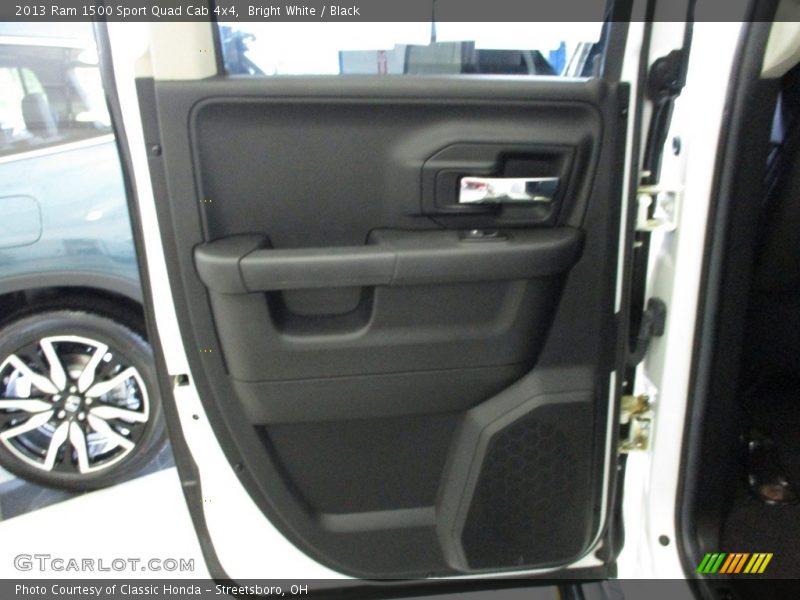 Bright White / Black 2013 Ram 1500 Sport Quad Cab 4x4