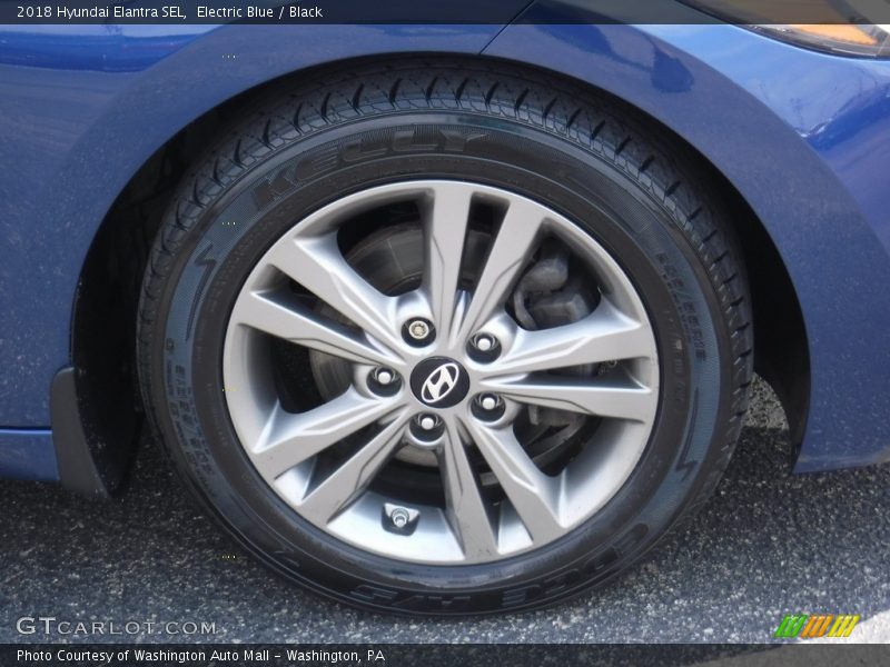 Electric Blue / Black 2018 Hyundai Elantra SEL