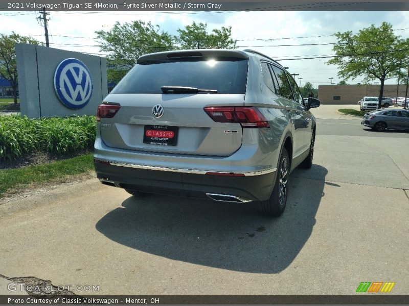 Pyrite Silver Metallic / Storm Gray 2021 Volkswagen Tiguan SE 4Motion