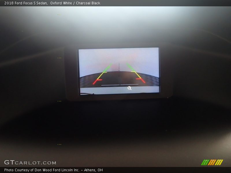 Oxford White / Charcoal Black 2018 Ford Focus S Sedan