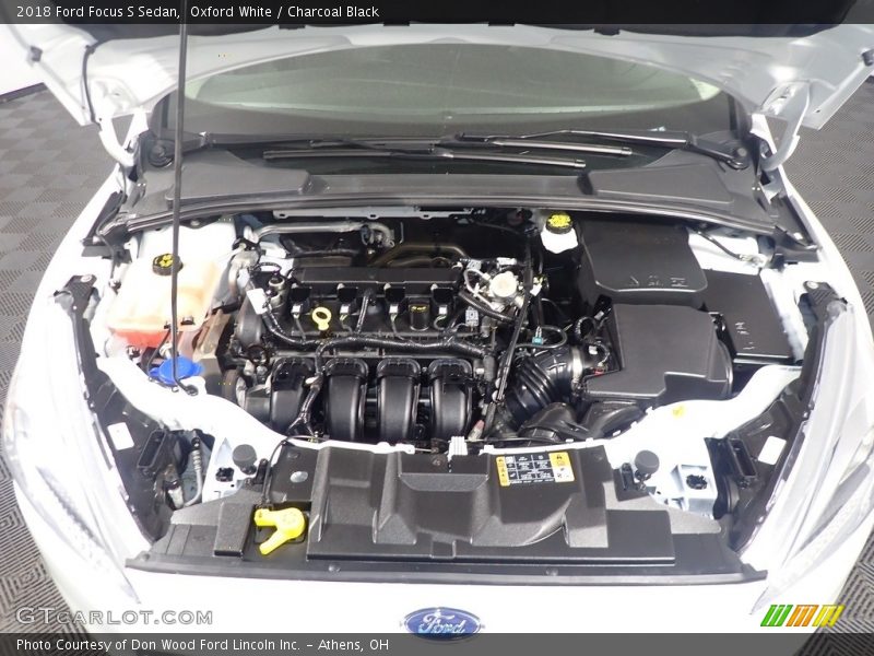 Oxford White / Charcoal Black 2018 Ford Focus S Sedan