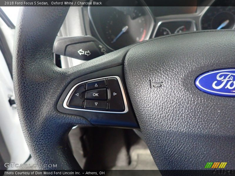 Oxford White / Charcoal Black 2018 Ford Focus S Sedan