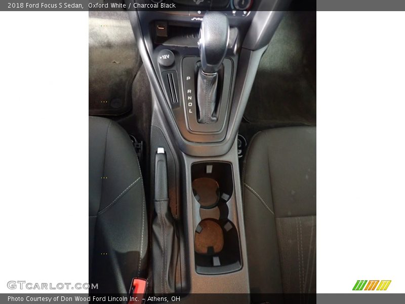 Oxford White / Charcoal Black 2018 Ford Focus S Sedan