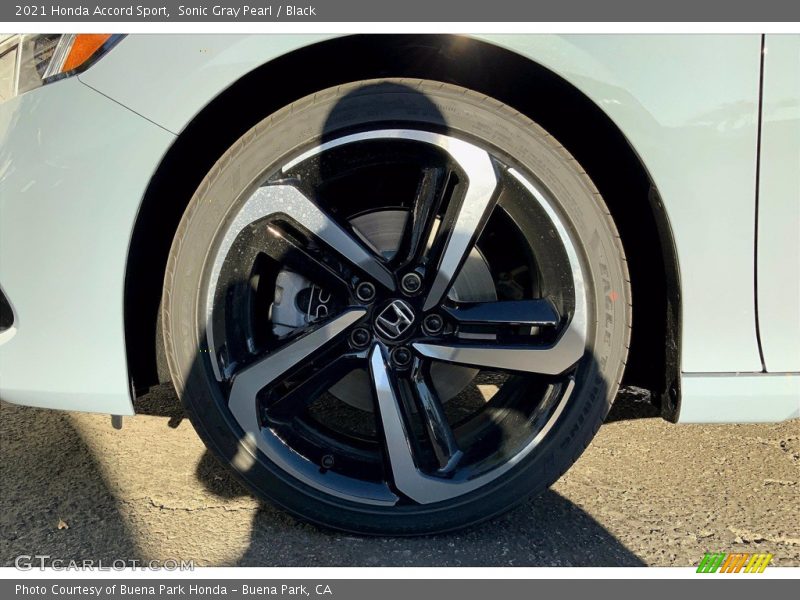 Sonic Gray Pearl / Black 2021 Honda Accord Sport
