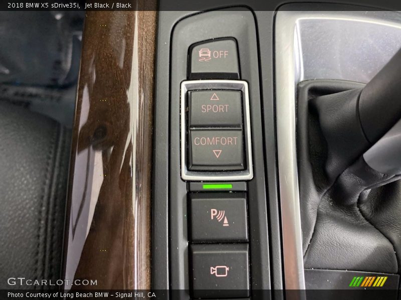 Jet Black / Black 2018 BMW X5 sDrive35i
