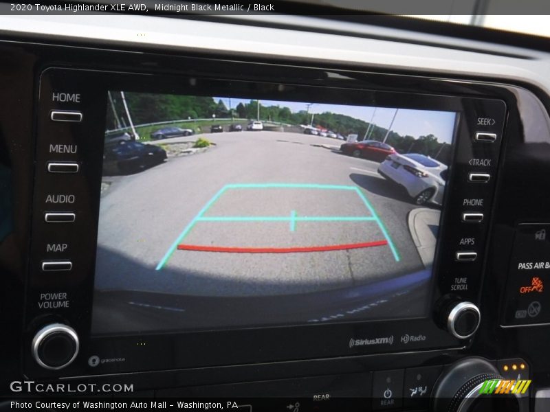 Midnight Black Metallic / Black 2020 Toyota Highlander XLE AWD