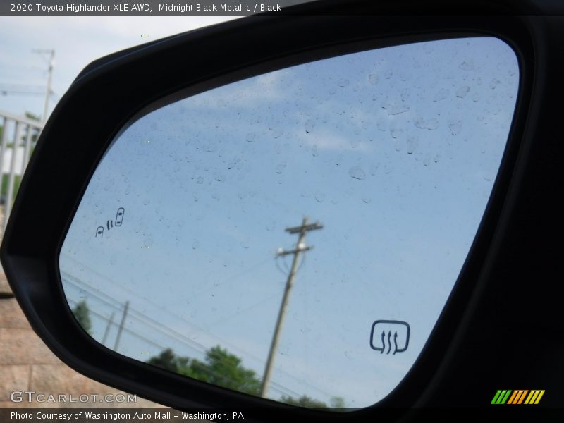 Midnight Black Metallic / Black 2020 Toyota Highlander XLE AWD