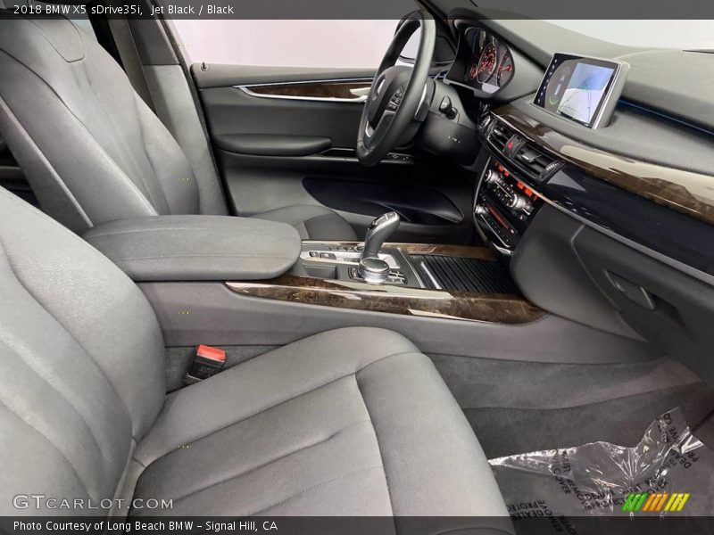 Jet Black / Black 2018 BMW X5 sDrive35i