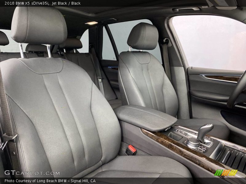 Jet Black / Black 2018 BMW X5 sDrive35i