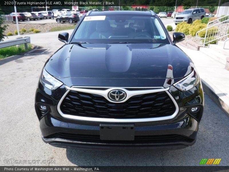 Midnight Black Metallic / Black 2020 Toyota Highlander XLE AWD