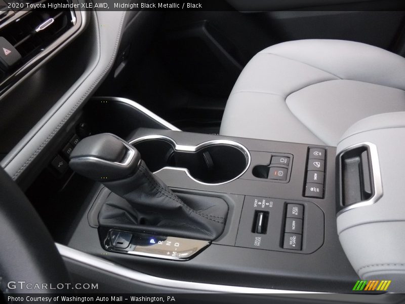 Midnight Black Metallic / Black 2020 Toyota Highlander XLE AWD