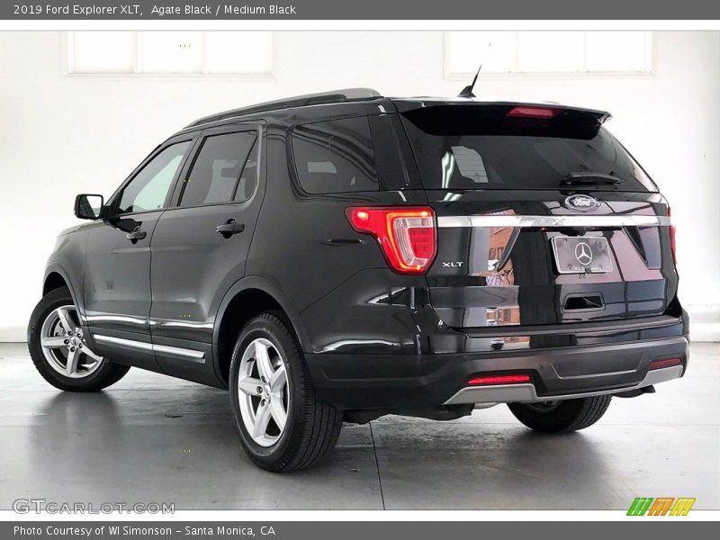 Agate Black / Medium Black 2019 Ford Explorer XLT