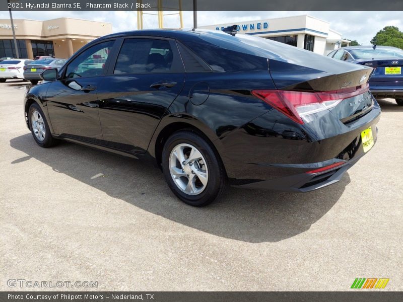 Phantom Black / Black 2021 Hyundai Elantra SE