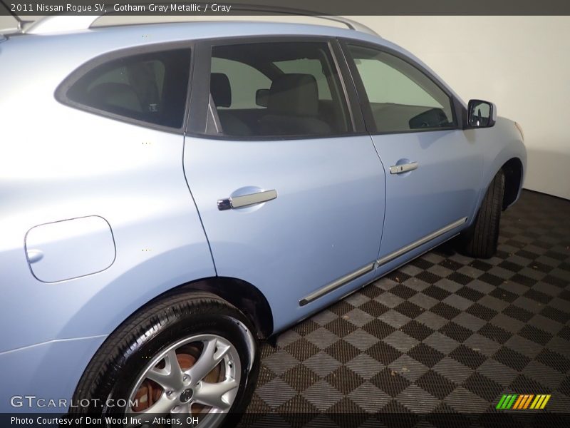 Gotham Gray Metallic / Gray 2011 Nissan Rogue SV