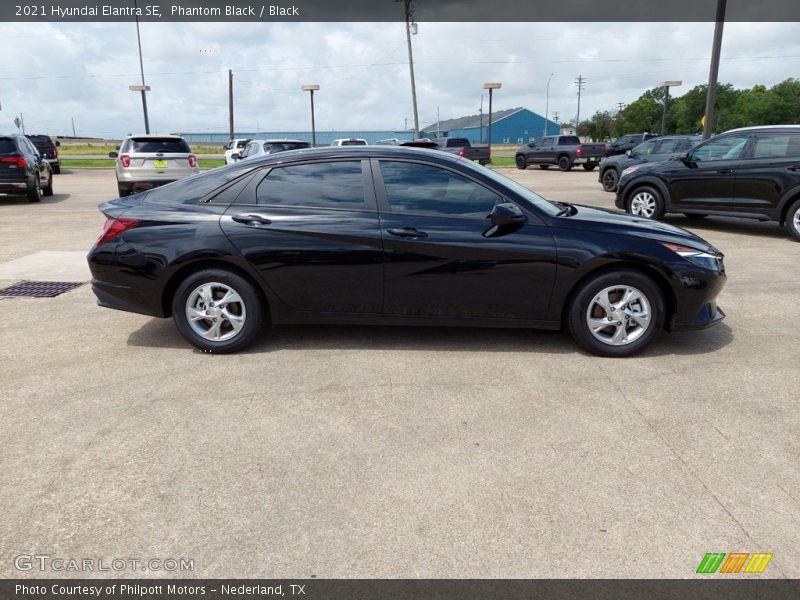 Phantom Black / Black 2021 Hyundai Elantra SE