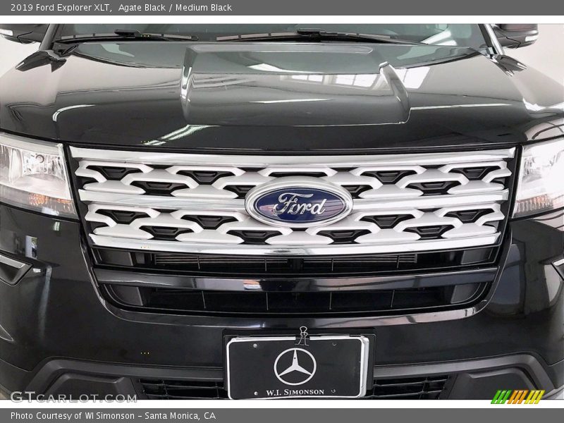 Agate Black / Medium Black 2019 Ford Explorer XLT