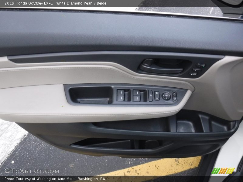 White Diamond Pearl / Beige 2019 Honda Odyssey EX-L
