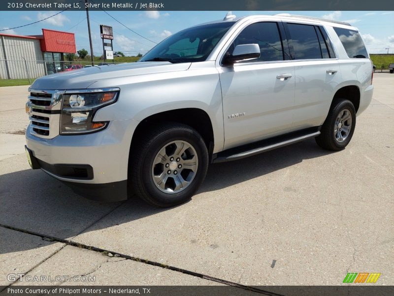 Silver Ice Metallic / Jet Black 2019 Chevrolet Tahoe LS